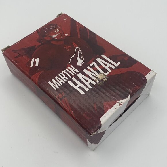 Arizona Coyotes Martin Hanzal #11 Locker Room Display Veequiva Hotel & Casino - Picture 4 of 15